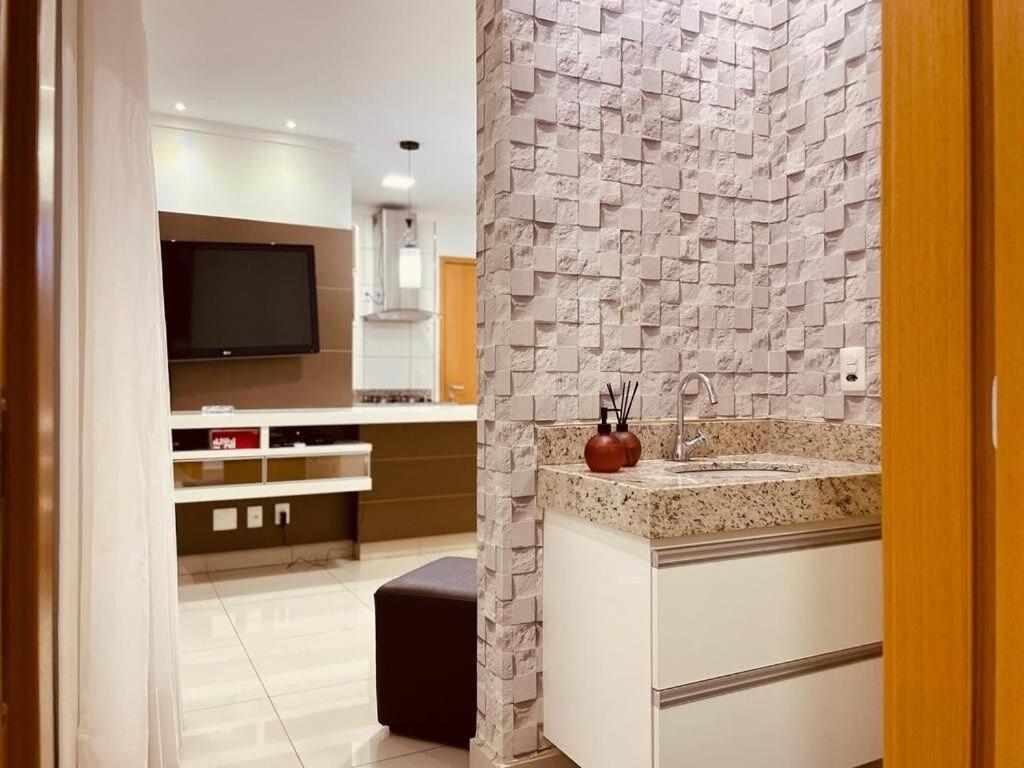 2 Qts.| 4 Hosp. | Ao Lado Do Goiania Shopping Apartamento Exterior foto