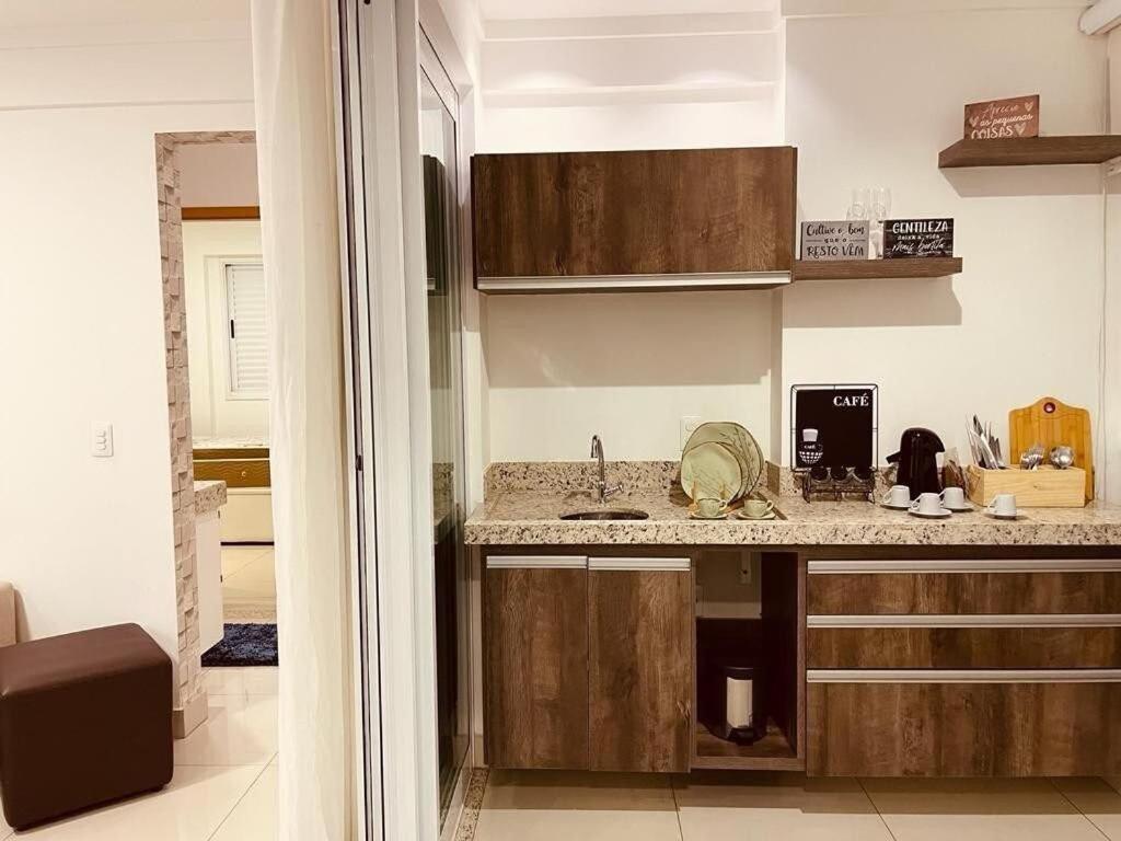 2 Qts.| 4 Hosp. | Ao Lado Do Goiania Shopping Apartamento Exterior foto