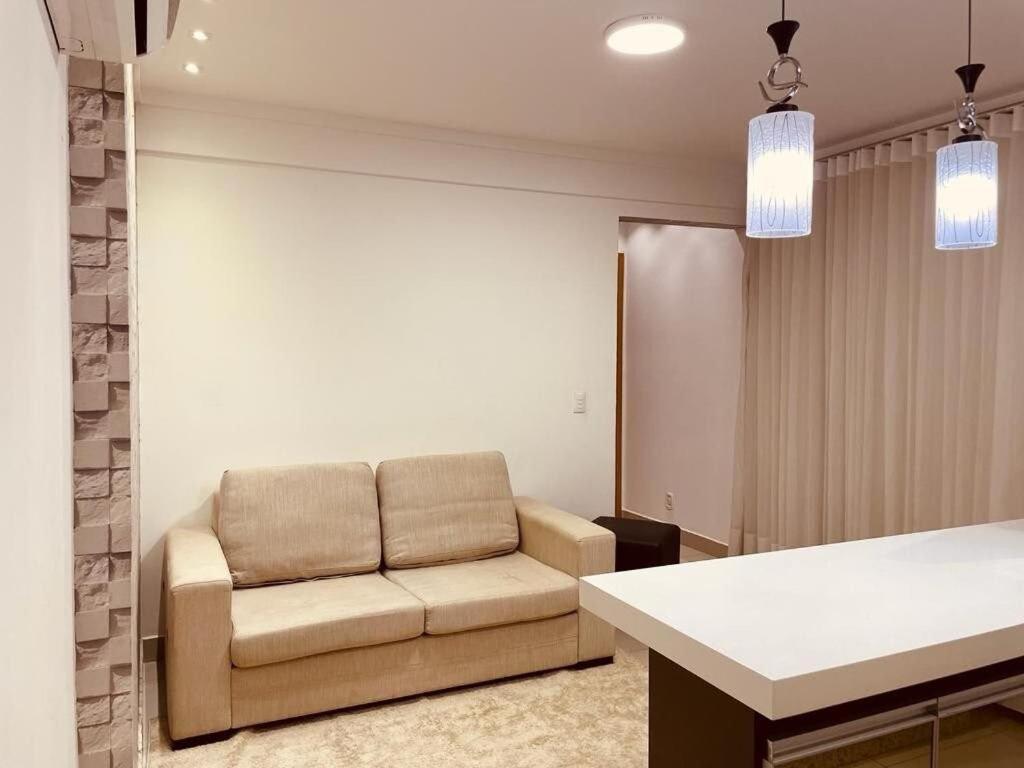 2 Qts.| 4 Hosp. | Ao Lado Do Goiania Shopping Apartamento Exterior foto